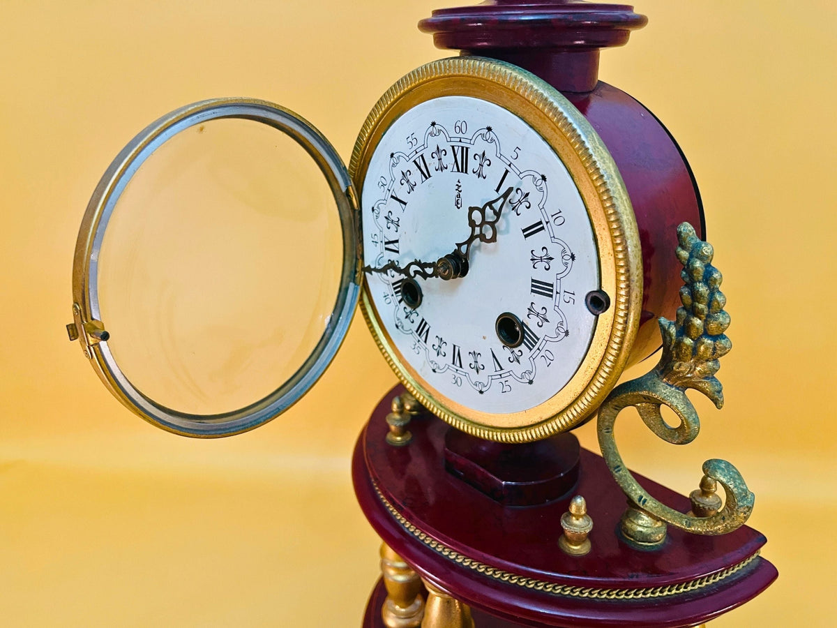 Clocks & Watches – El Rastro Antique's Warehouses