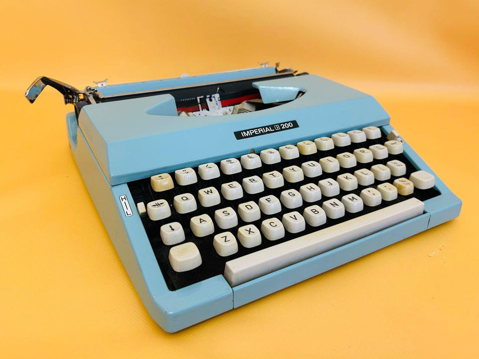 Imperial 200 Portable Typewriter - Working 1970s Manual - Blue with Case