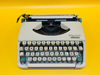 Working Olympia Splendid 33 Typewriter | Brown Leather Case | QWERTY