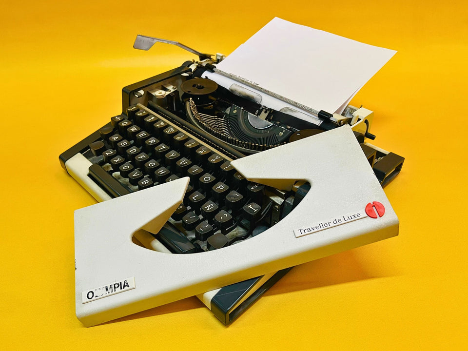 Working Olympia Traveller Deluxe Typewriter with Case | White & Grey | 1970s