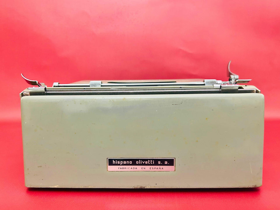 Olivetti Studio 44 Typewriter – Gray Manual Portable Vintage Typewriter