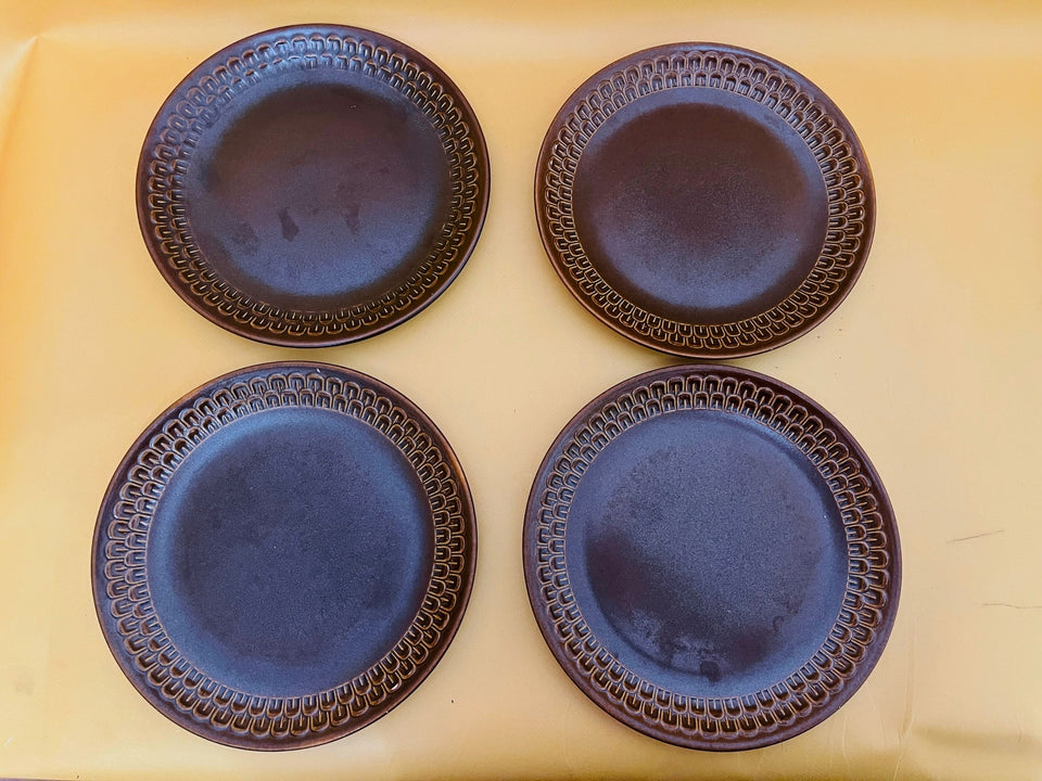 Wedgwood Pennine Brown Stoneware Dinner Set - 1960s Mid-Century Modern Oven-to-Tableware