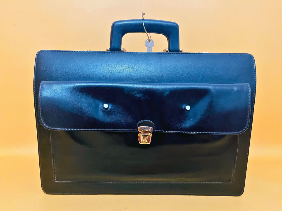 Vintage Black Leather Executive Briefcase – Attache Case with Key and Front Pocket