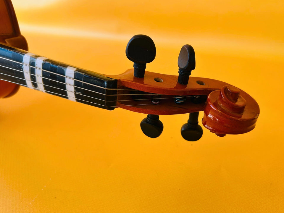 Student Violin Outfit 1/2 Size - Vintage Natural Wood Finish - Complete Starter Kit with Case & Bow