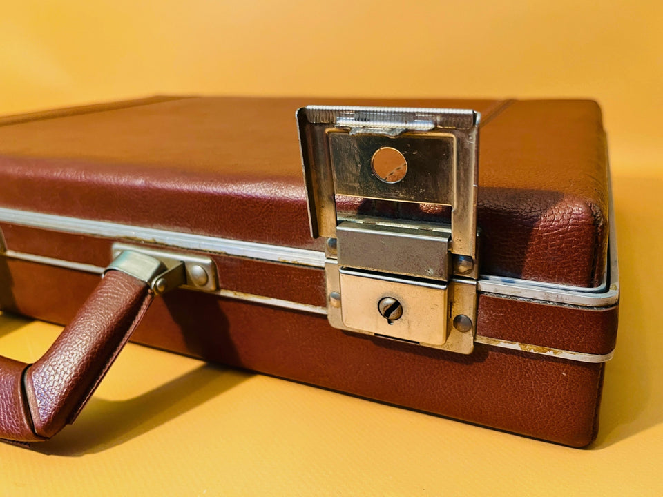Vintage Hard Shell Case - Brown Faux Leather Very Good Condition