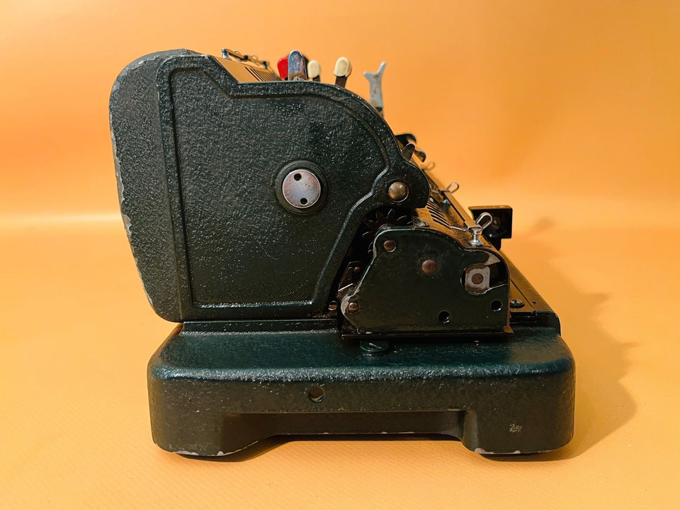 Vintage Hamann Manus R DeTeWe Mechanical Calculator For Parts Repair
