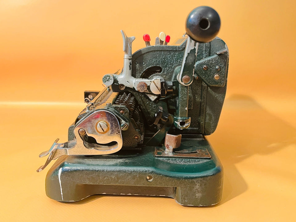 Vintage Hamann Manus R DeTeWe Mechanical Calculator For Parts Repair