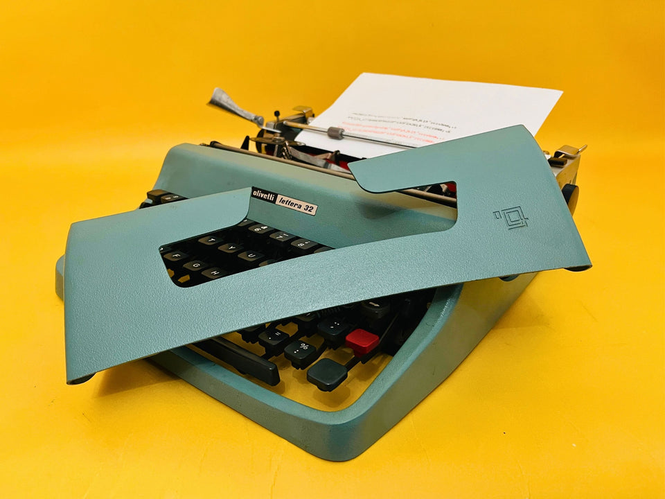 Olivetti Lettera 32 with Case | Iconic Seafoam Blue | The Writer’s Essential