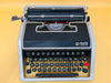 Working typewriter Olivetti Lettera DL Spanish Qwerty keyboard close-up