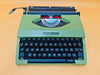 Niaga 280 DL green portable typewriter with case – 1970s Japanese manual typewriter Spanish QWERTY