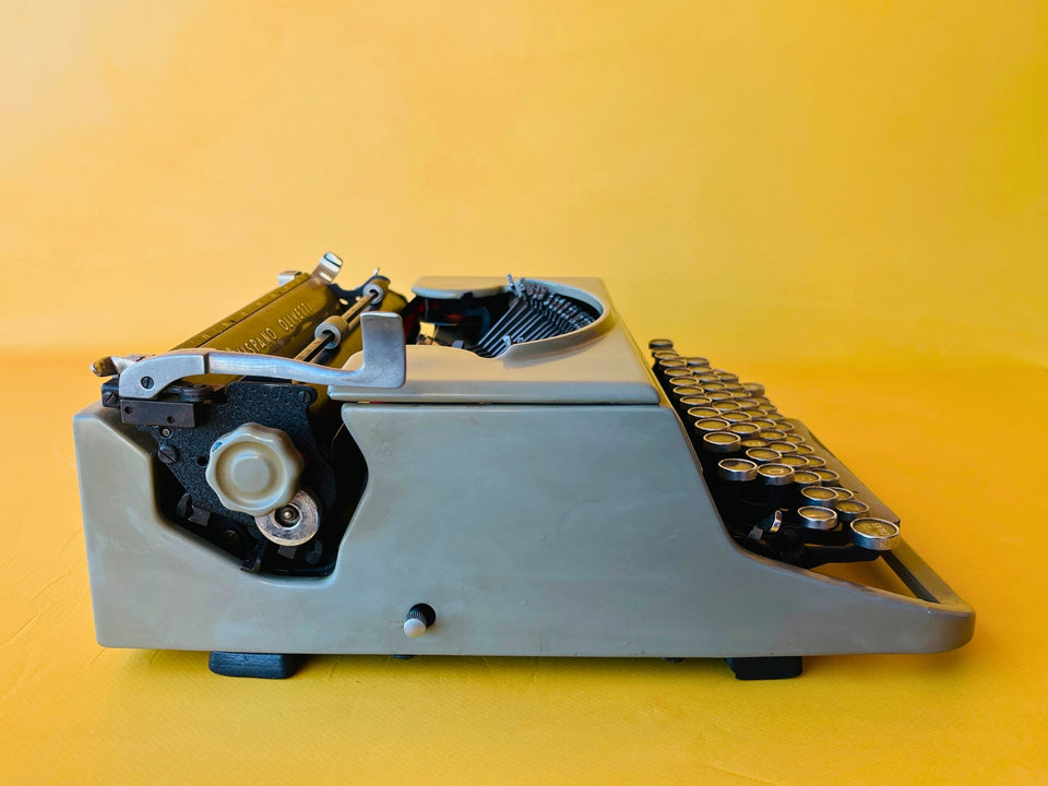 Working Hispano Olivetti Studio 46 | Rare Glass Keys | Sage Green