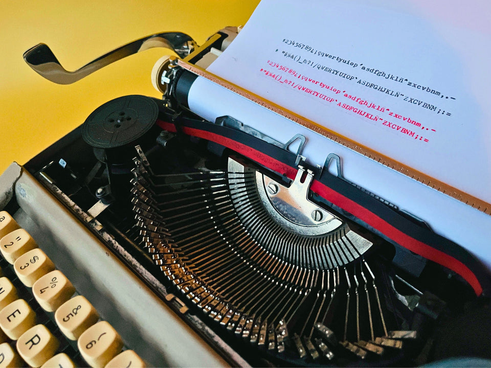 Working Typewriter Maritsa 11 Blue Spanish Qwerty With Case