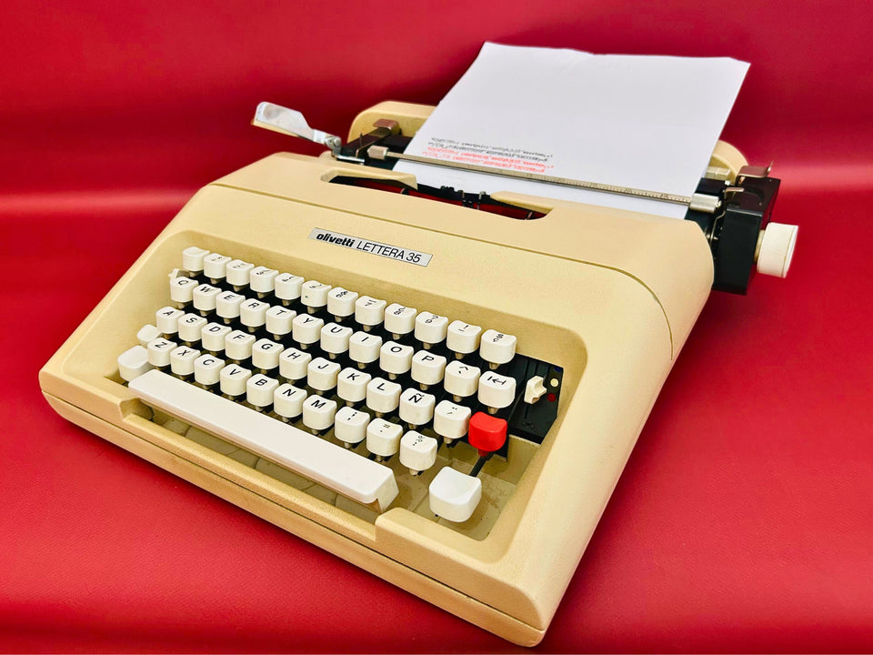 Olivetti Lettera 35 | Industrial Cream-Grey | Rare Spanish-Built Mechanical Gem