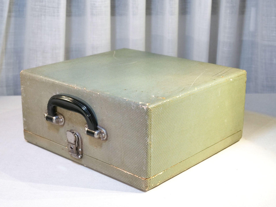Rare Green Juwel Typewriter - Working 1930s German Manual - QWERTZ with Case