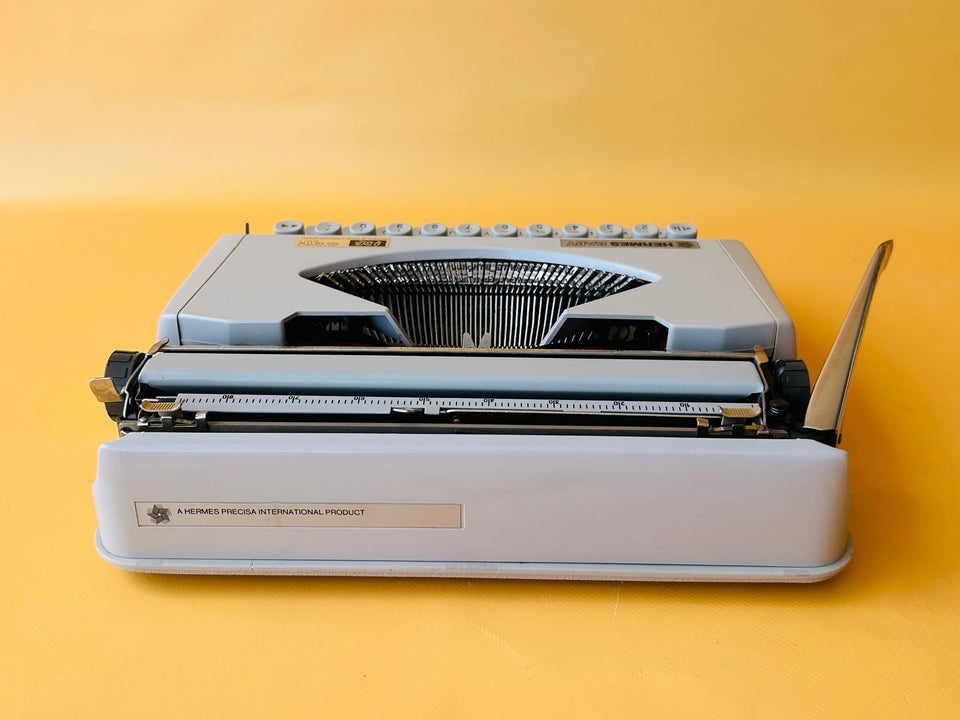 Working White Hermes Baby Typewriter | Swiss Ultra-Portable Typewriter with Case (Copy)