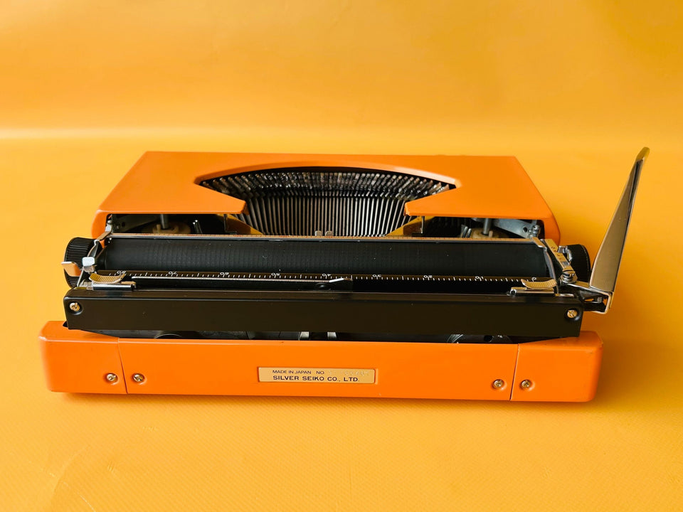 Working Orange Silver Reed Typewriter | Japanese Portable | SN: 91785461