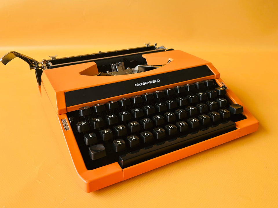 Working Orange Silver Reed Typewriter | Japanese Portable | SN: 91785461