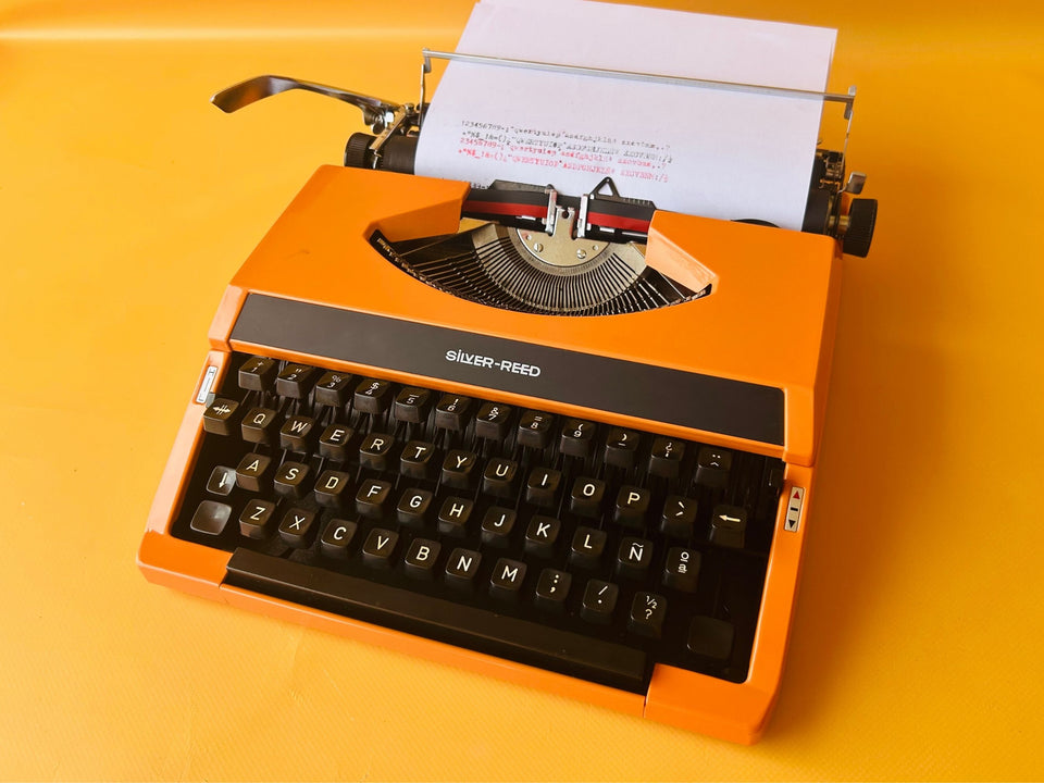 Working Orange Silver Reed Typewriter | Japanese Portable | SN: 91785461