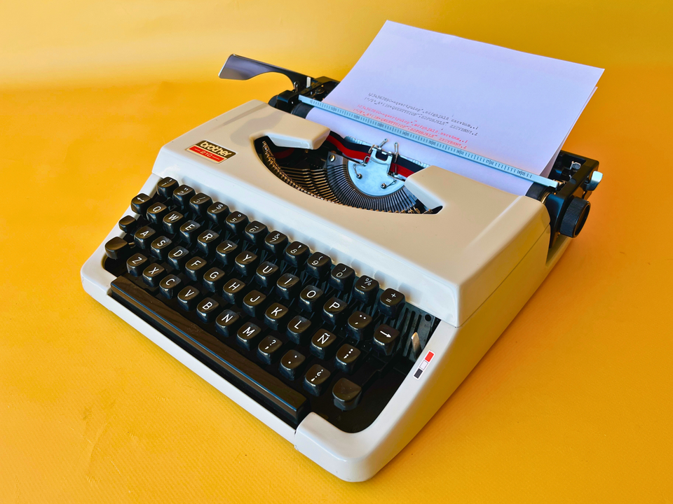Brother 210 | Arctic White | The Minimalist Japanese Classic