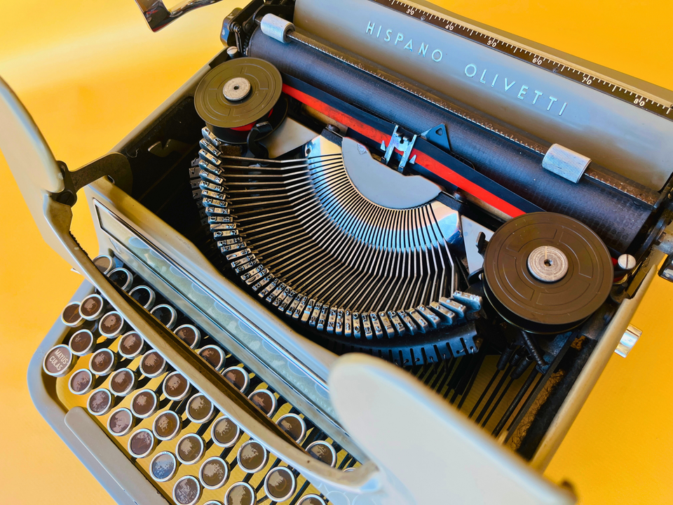Hispano Olivetti Studio 46 | Sage Green | Noir Edition with Vintage Patina