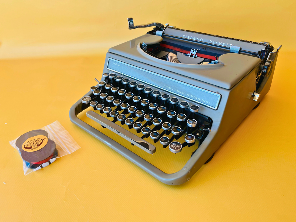 Hispano Olivetti Studio 46 | Sage Green | Noir Edition with Vintage Patina