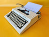 Royal Contessa 2 de Luxe | Arctic White | Sleek Late-70s European Portable