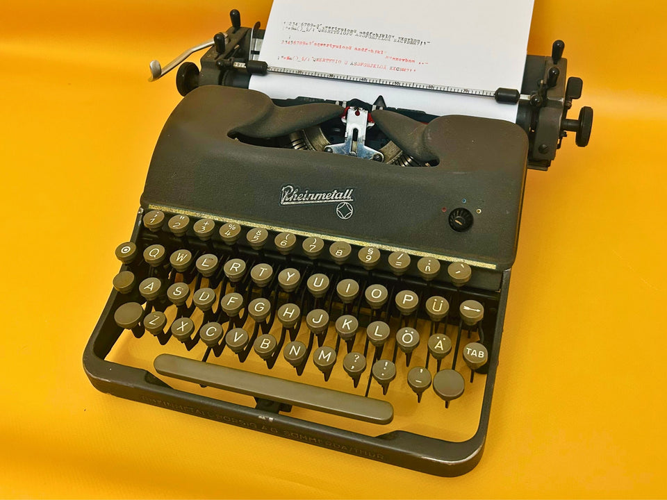 Rheinmetall KST Typewriter | German Engineering | QWERTY Keyboard | Fully Working