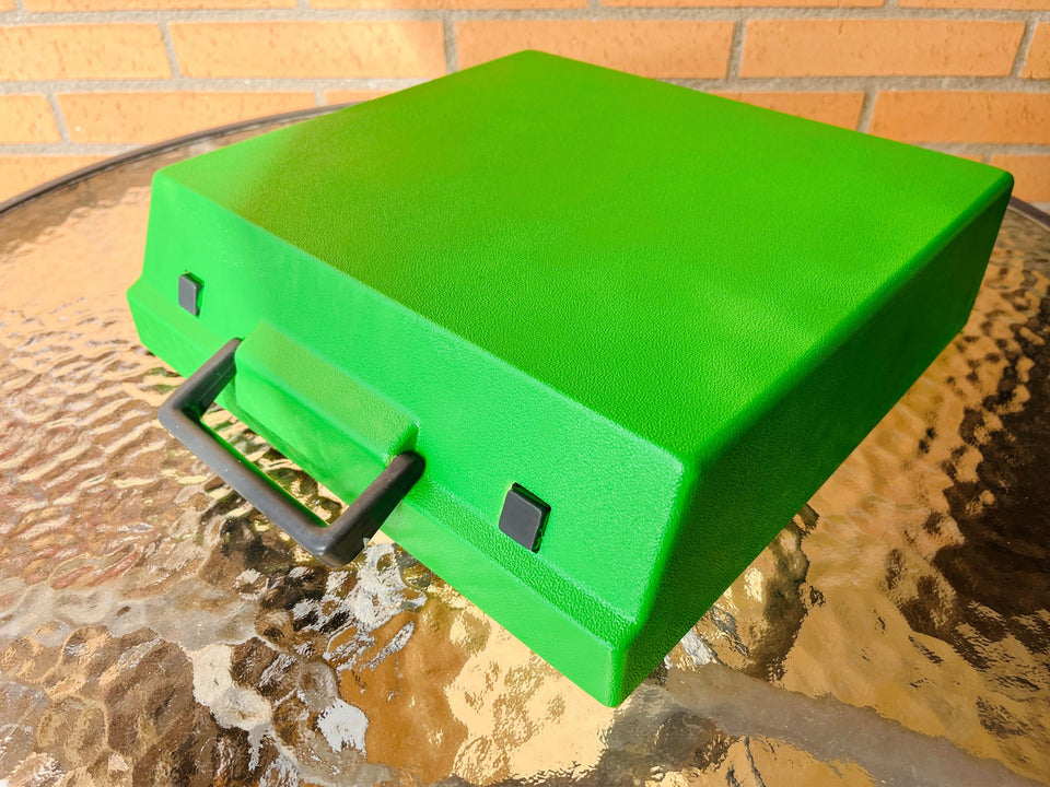 💚 Custom Lime Green Olympia Traveller de Luxe Typewriter – A One-of-a-Kind Collector's Piece