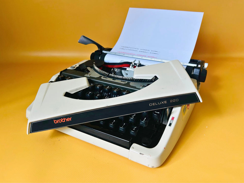 Working Brother Deluxe 220 Typewriter | White Portable Manual Typewriter with Case | English QWERTY