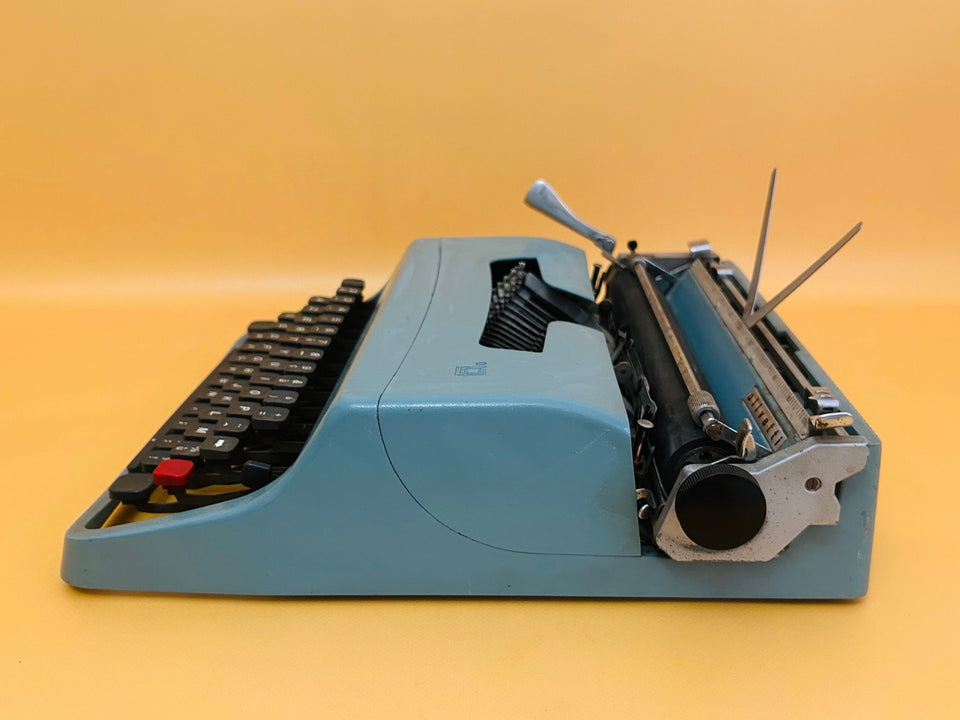 Working Olivetti Lettera 32 Typewriter | Blue Portable Manual Typewriter | AZERTY