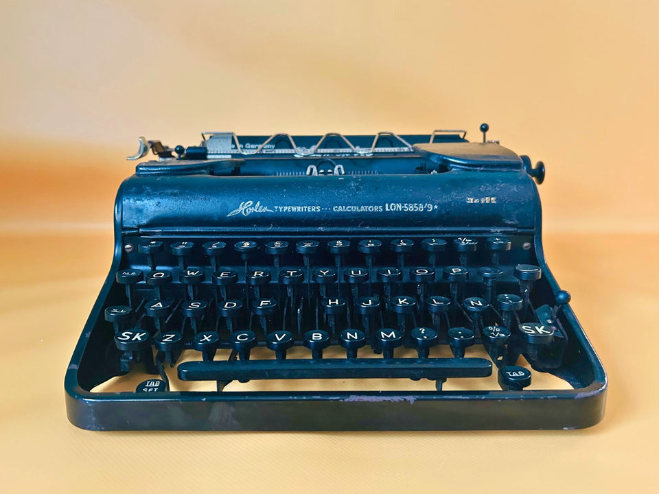 Olympia Progress Portable Typewriter – 1930s–1940s | With Case | Serviced & Working