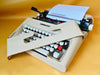 Olivetti Lettera 35 | Industrial Cream-Grey | Rare Spanish-Built Mechanical Gem