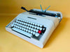 Olivetti Lettera 35 | Industrial Cream-Grey | Rare Spanish-Built Mechanical Gem