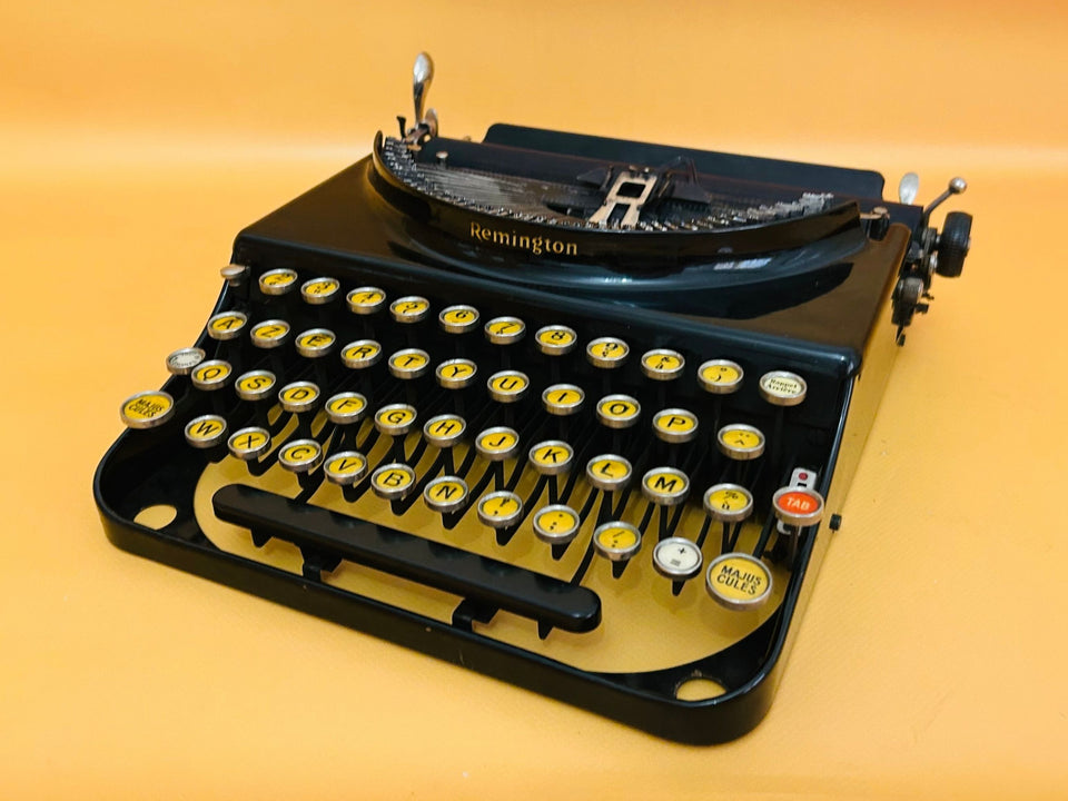 Remington Portable vintage typewriter with glass keys and French AZERTY keyboard