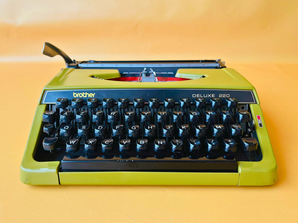 Working Typewriter Brother Deluxe 220 Green Ultra Mint