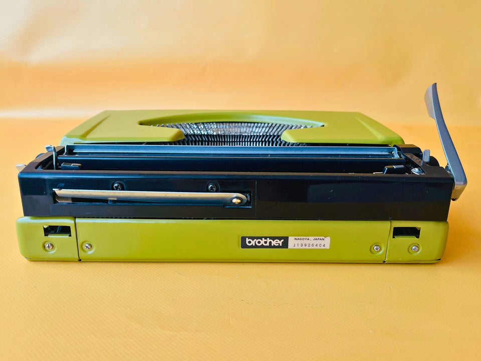 Working Typewriter Brother Deluxe 220 Green Ultra Mint