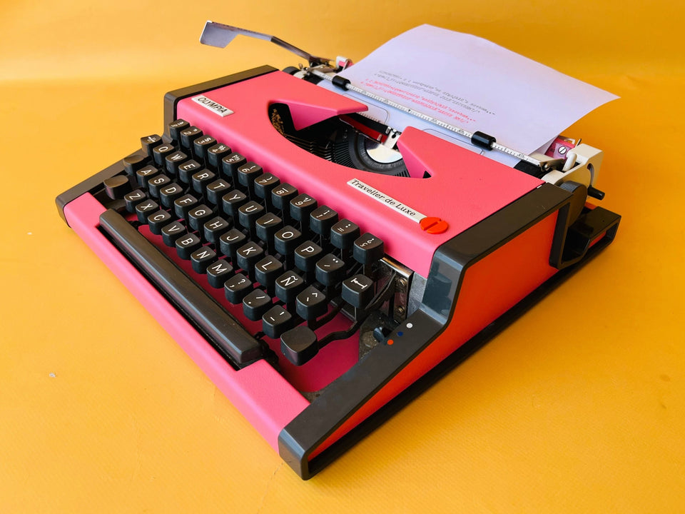 Vintage Olympia Traveller De Luxe Typewriter - Custom Pink Working Typewriter with Case QWERTY