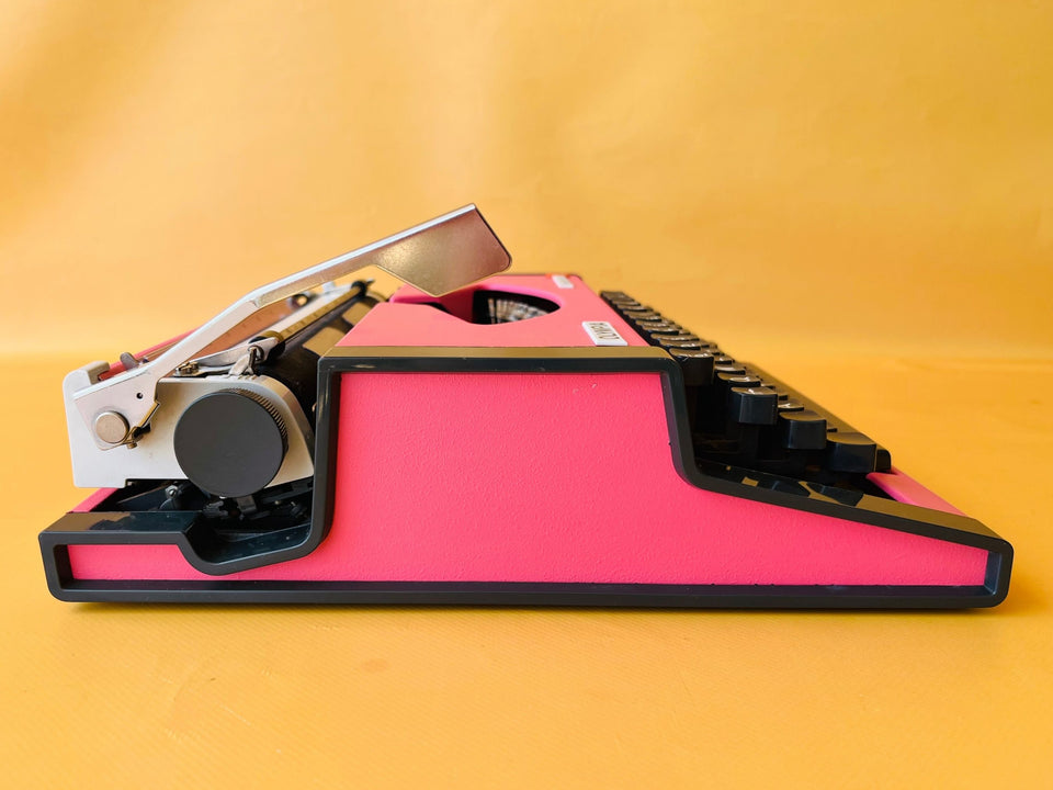 Vintage Olympia Traveller De Luxe Typewriter - Custom Pink Working Typewriter with Case QWERTY
