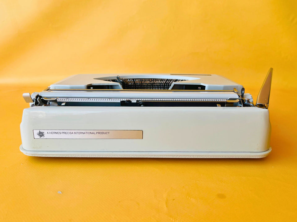 Hermes Baby | Arctic White | Swiss-Made Ultra-Portable Icon (1970s)