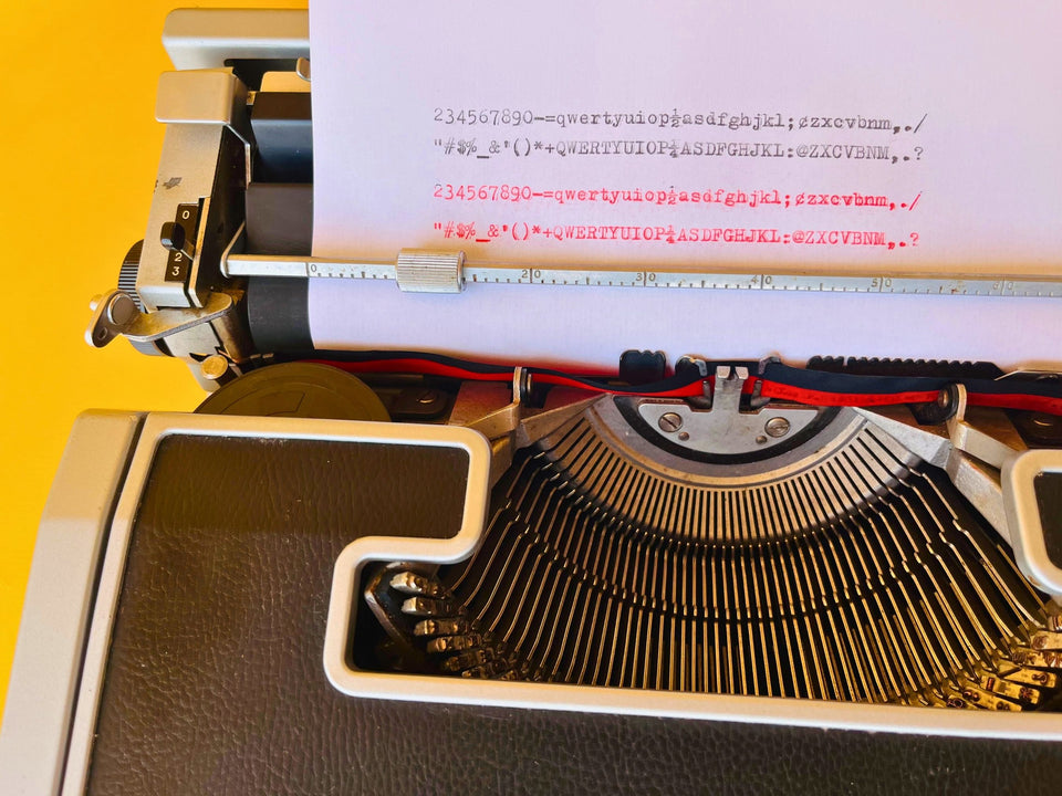 Olivetti Underwood Lettera 33 Spanish Qwerty Type Sample