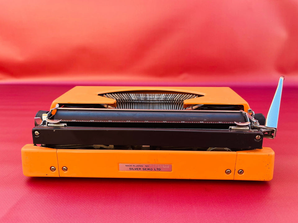 Working Typewriter Silver Reed Silverette II Orange Spanish Qwerty