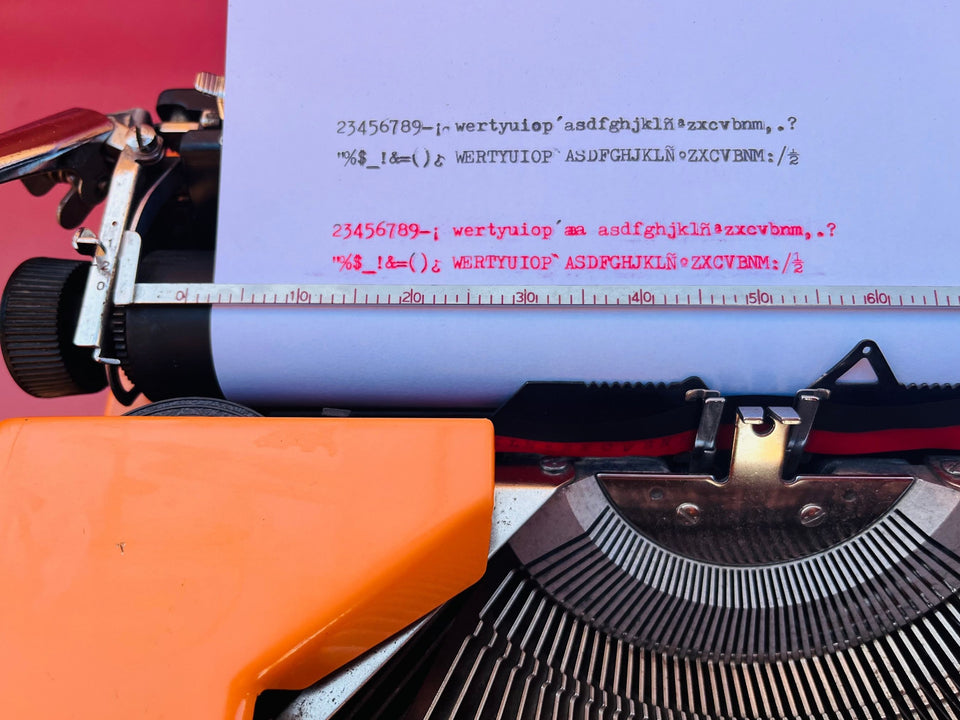 Silver Reed Silverette II typesample sheet typed in black and red
