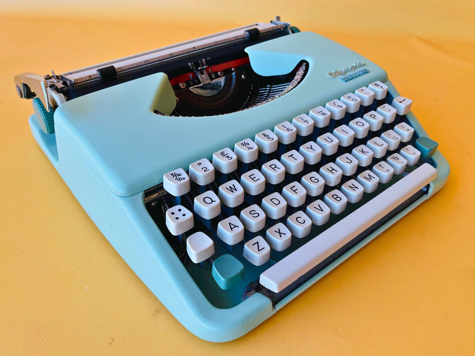 Working Typewriter Olympia Splendid 33 Custom Painted Cyan 1963