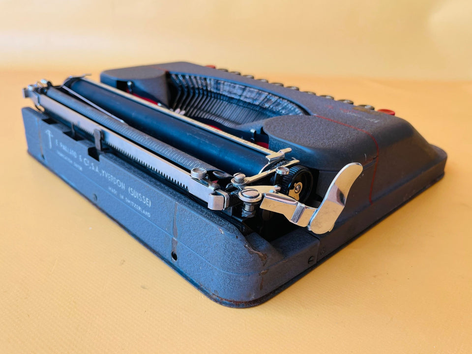 Working Typewriter Hermes Baby Metal German Qwertz With Case