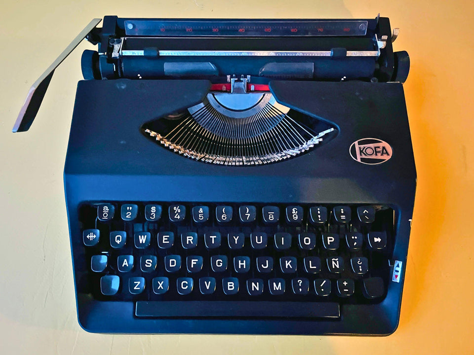 Kofa 100 Portable Typewriter - Working 1970s Manual Typewriter with Case - QWERTY