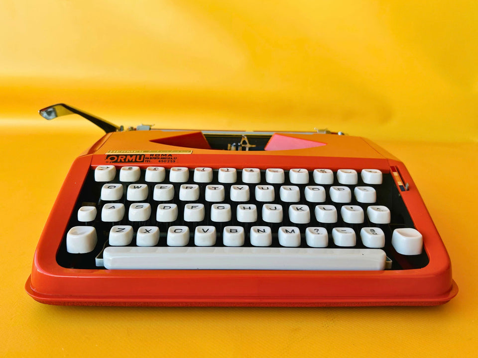 Working Typewriter Hermes Baby Orange 1969 With Case