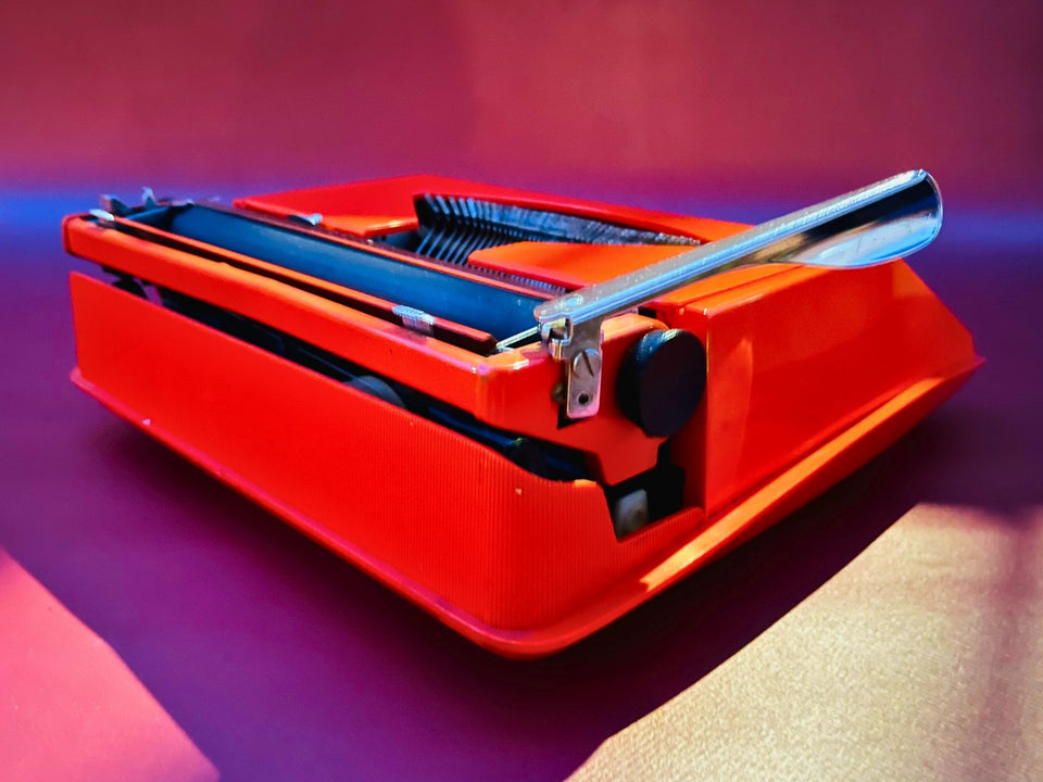 Working Typewriter Remington Riviera Orange Swedish Finnish QWERTY