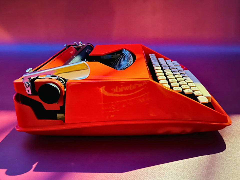 Working Typewriter Remington Riviera Orange Swedish Finnish QWERTY