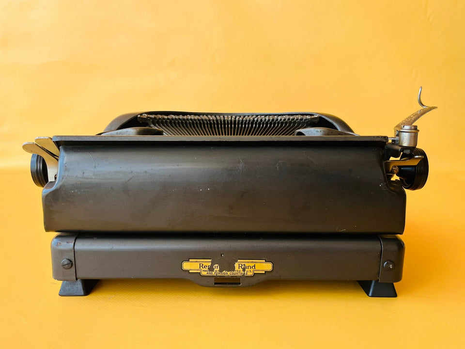 Working Typewriter Remington Rand Deluxe Model 5 Spanish QWERTY 1949