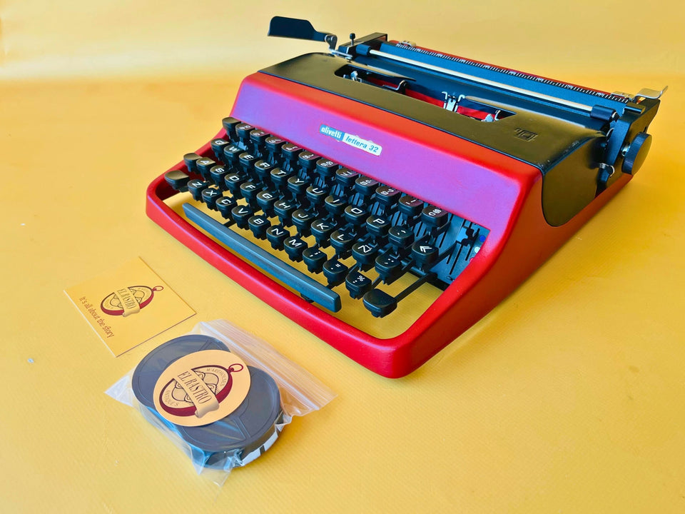 Working Typewriter Olivetti Lettera 32 Custom Painted Red and Black